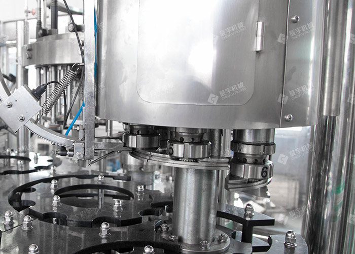 三合一玻璃瓶啤酒灌裝機 三合一玻璃瓶啤酒灌裝機